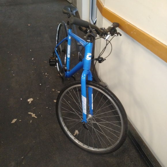 Bicycle - Picture 6 of 10